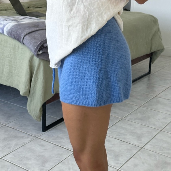 Anthropologie comfortable blue shorts size Small - Picture 6 of 6